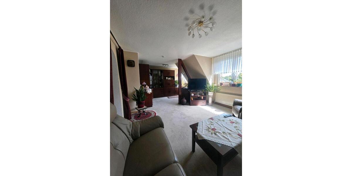 Dachgeschoßwohnung Mülheim an der Ruhr Rechtsruhr-Nord - 5 Zimmer, 105 m&sup2;, 195.000&euro; | Angebot:26990911