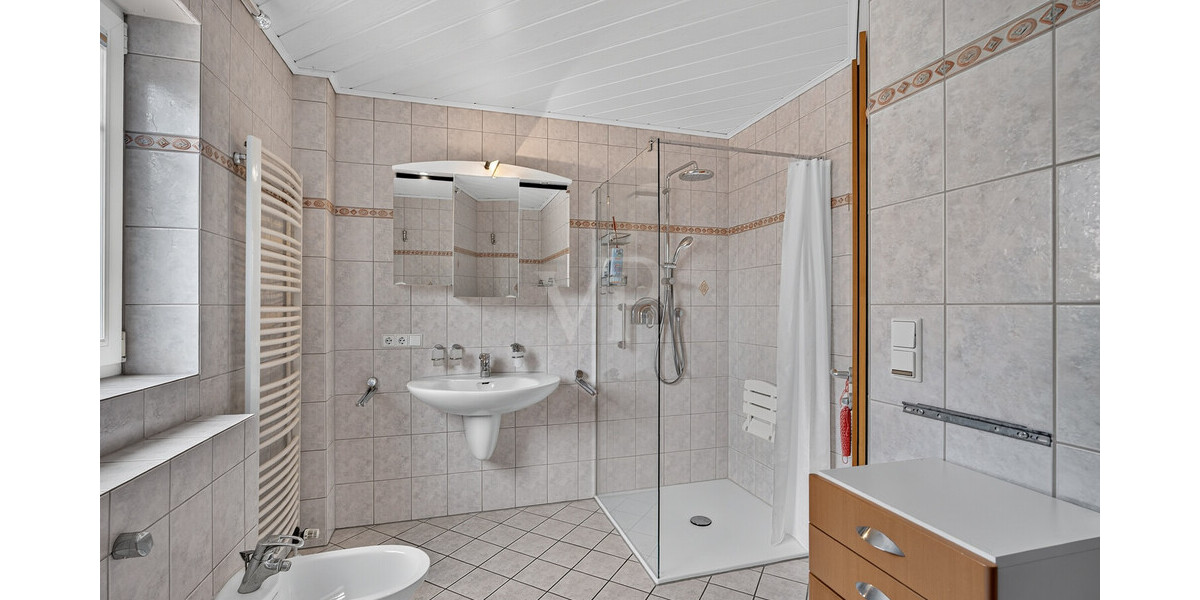 Gepflegte 3-Zimmer-Erdgeschosswohnung mit eigenem Garten in einem Zweifamilienhaus - Erdgeschoßwohnung Olfen Olfen | Angebot:27009451