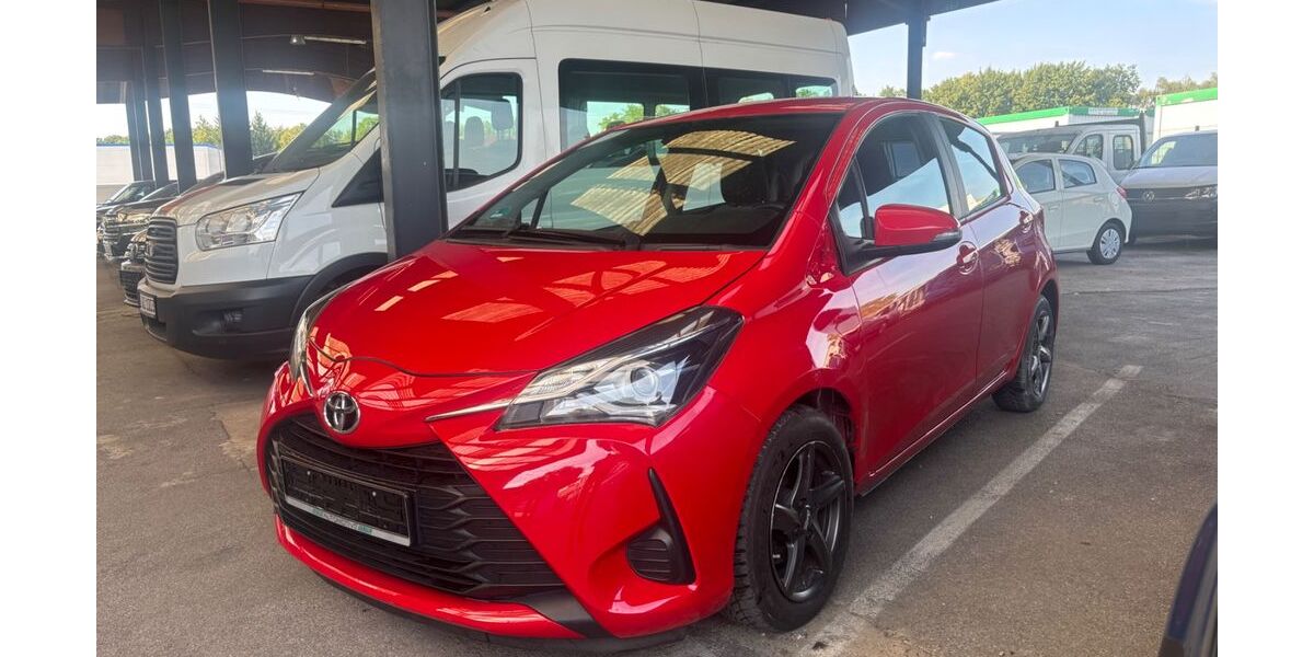 Toyota Yaris 71.000 km 7.990 &euro; Essen 45356