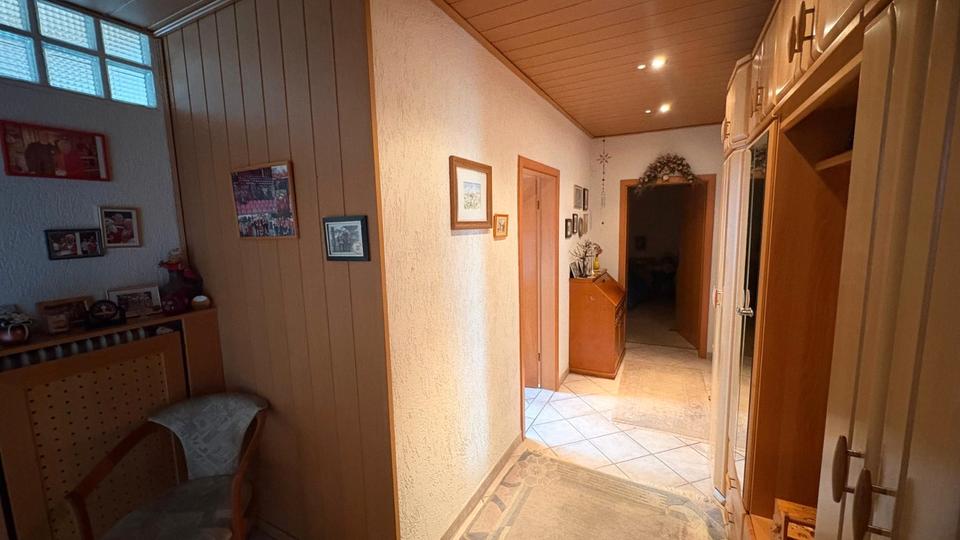 Etagenwohnung Oberhausen - 2.5 Zimmer, 76 m&sup2;, 149.000&euro; | Angebot:26877400