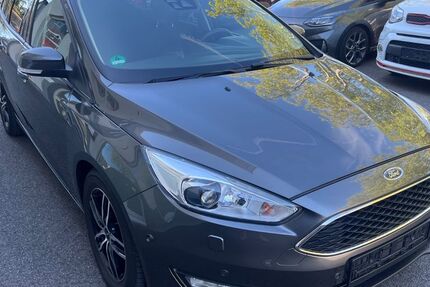 Ford Focus 81.000 km 11.699 &euro; Recklinghausen 45663