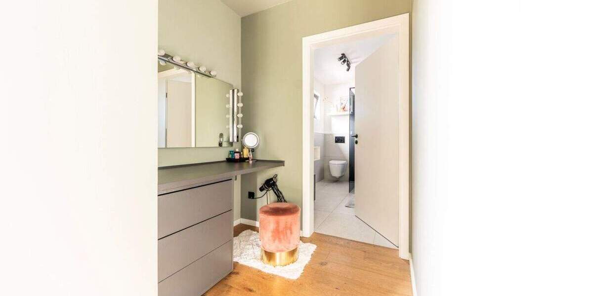 Souveränes Wohnen: Modernes Einfamilienhaus in einer der besten Lagen (Erbpacht) 5 zimmer