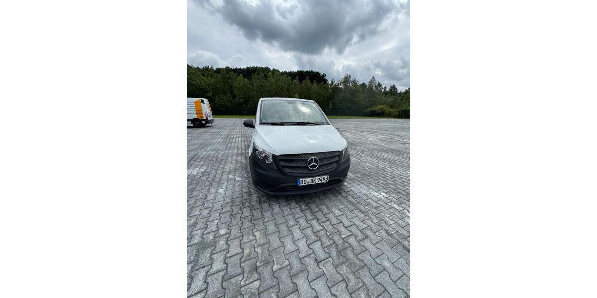 Mercedes-Benz Vito 63.449 km 17.500 &euro; Dortmund 44139