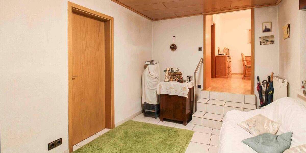 Mehrfamilienhaus, Wohnhaus Bochum Laer - 6 Zimmer, 211 m&sup2;, 349.000&euro; | Angebot:24974879