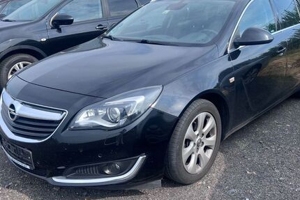Opel Insignia 163.000 km 5.990 &euro; Recklinghausen 45657