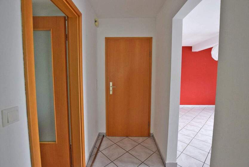 Teilvermietetes Zweifamilienhaus zwischen Ruhr Park & Innenstadt 7 zimmer