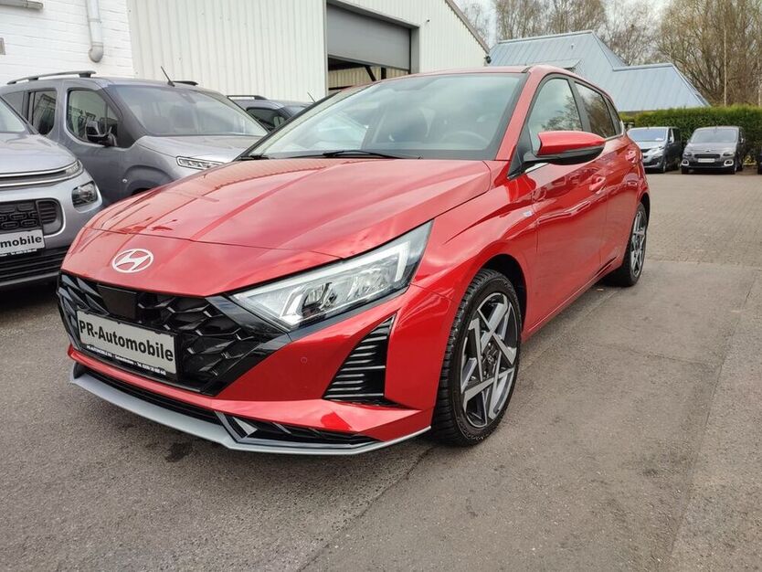 i20