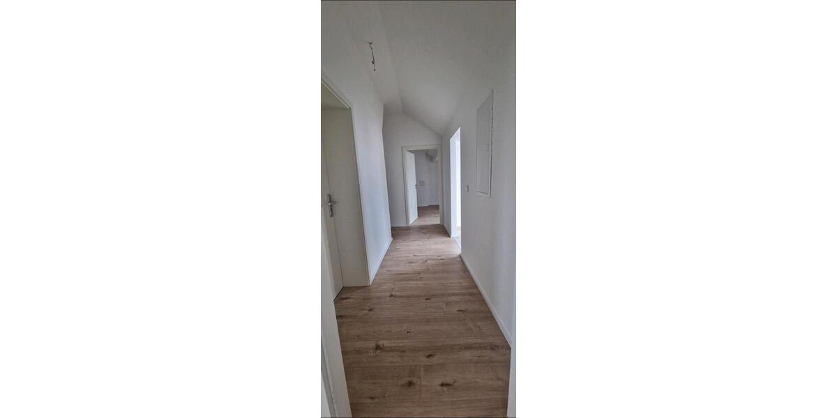 Dachgeschoßwohnung Bottrop Batenbrock - 2 Zimmer, 75 m&sup2;, 699&euro; | Angebot:25647921