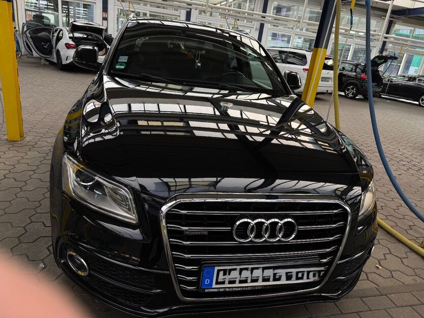 Audi Q5 133.000 km 21.500 € Bottrop 46238