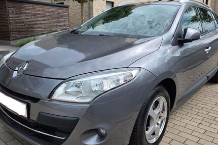 Renault Megane 194.741 km 3.290 &euro; Dortmund 44263