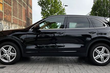 Porsche Cayenne 120.000 km 22.900 &euro; Dortmund 44263