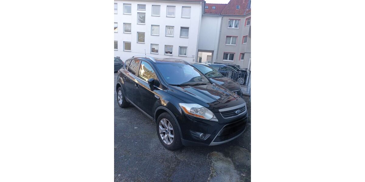 Ford Kuga 161.000 km 6.700 &euro; Essen 45145
