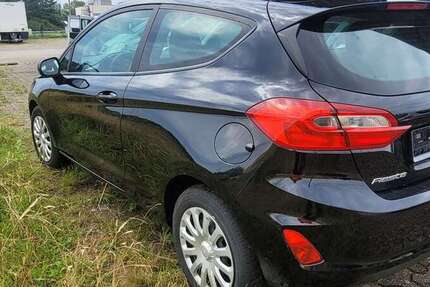 Ford Fiesta 143.500 km 2.999 € Essen 45279