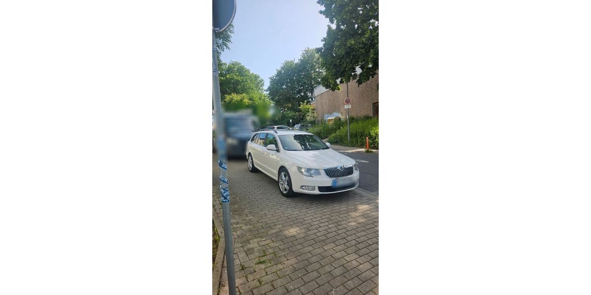Skoda Superb 166.000 km 7.000 &euro; Castrop-Rauxel 44577