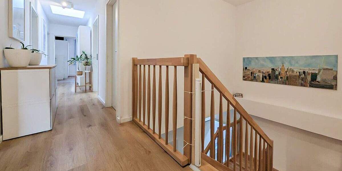 Etagenwohnung Bochum Gerthe - 7 Zimmer, 172 m&sup2;, 400.000&euro; | Angebot:24820654