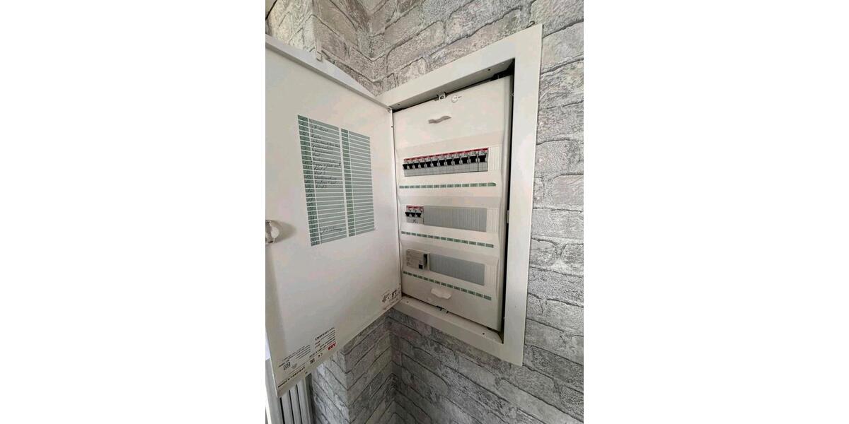 Einfamilienhaus Bottrop Ebel - 7 Zimmer, 220 m&sup2;, 410.000&euro; | Angebot:27083422
