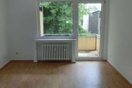 Wohnung Essen Ostviertel - 2 Zimmer, 44 m&sup2;, 300&euro; | Angebot:27370734