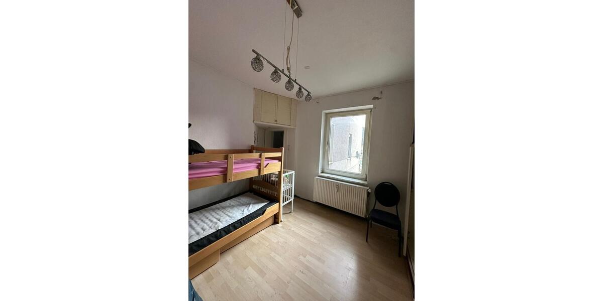 Etagenwohnung Bochum Günnigfeld - 1 Zimmer, 68 m&sup2;, 565&euro; | Angebot:24380229