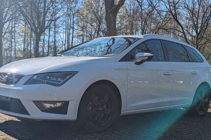 Seat Leon 174.000 km 9.900 &euro; Gladbeck 45968