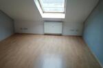 Dachgeschoßwohnung Oberhausen Alt-Oberhausen - 3 Zimmer, 72 m&sup2;, 450&euro; | Angebot:26278826