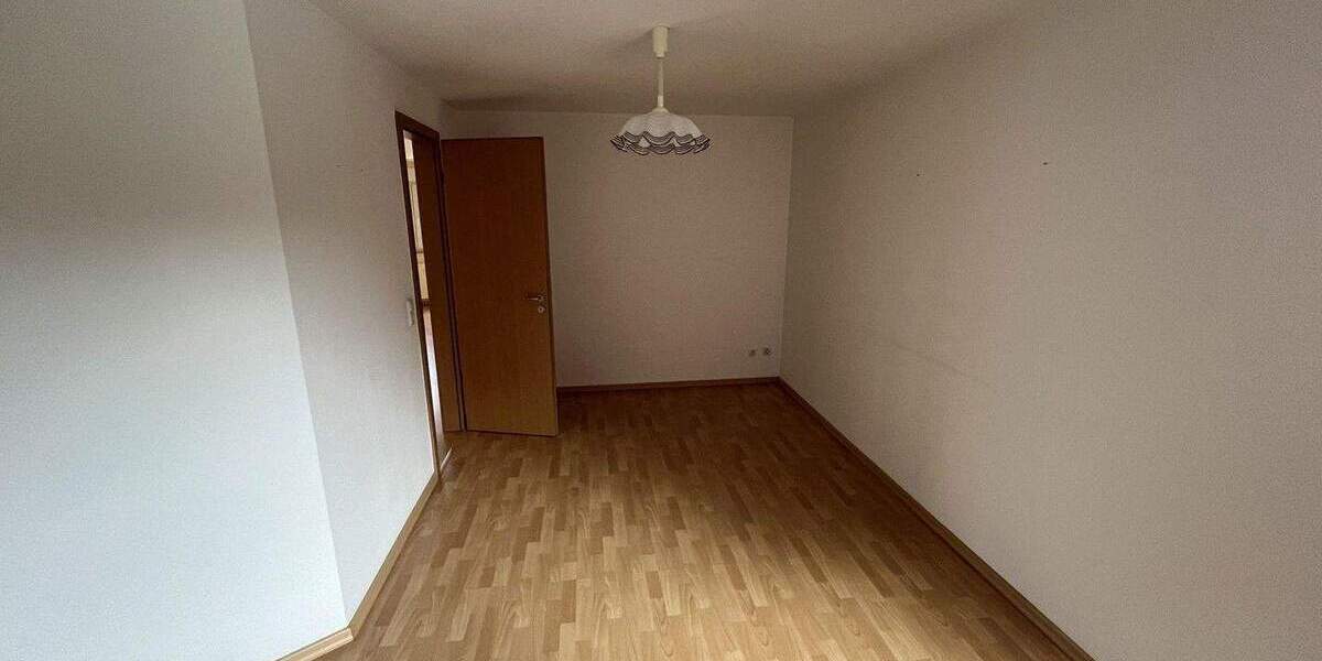 Etagenwohnung Essen Gerschede - 2 Zimmer, 68 m&sup2;, 700&euro; | Angebot:25158043