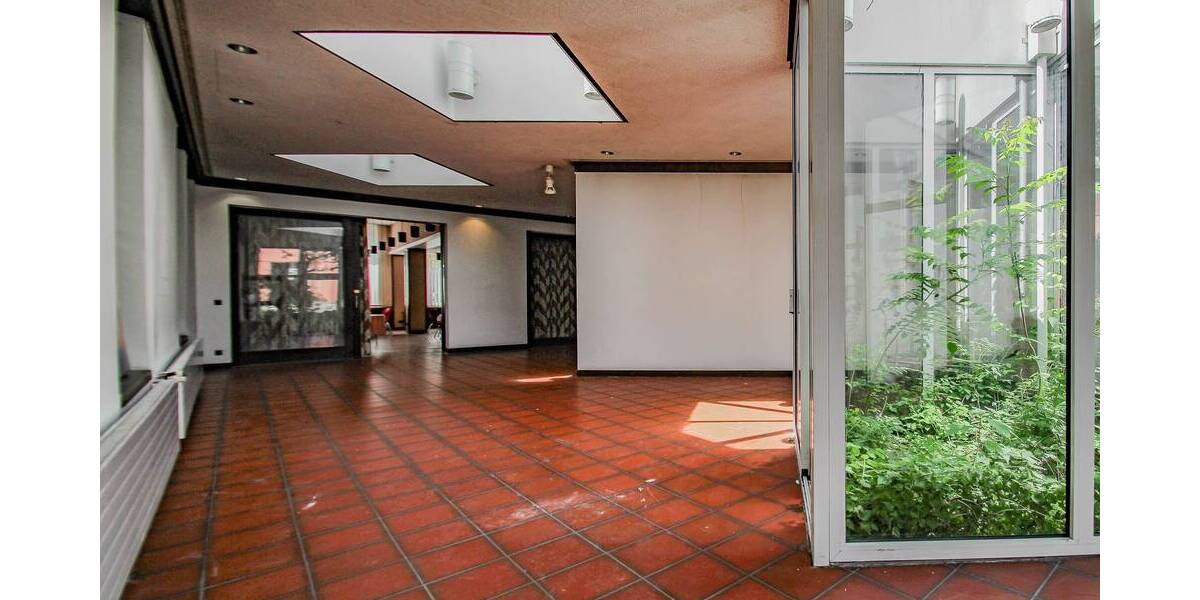 3000 m² INVESTProjekt - MFH - Jugendzentrum - MAN Gästehaus - Fußgängerzone zimmer