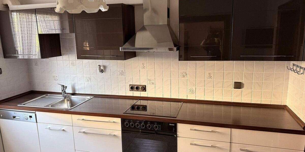Reihenendhaus Essen Schonnebeck - 5 Zimmer, 145 m&sup2;, 419.000&euro; | Angebot:24389397