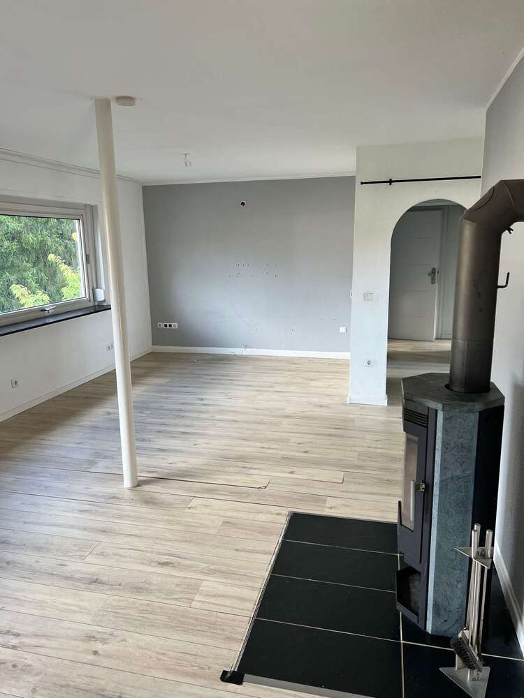 Haus zum Kaufen in Essen 320.000 € 160 m²