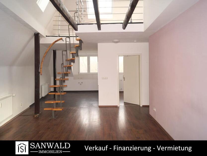 Einzigartige Maisonette-Wohnung mit Balkon