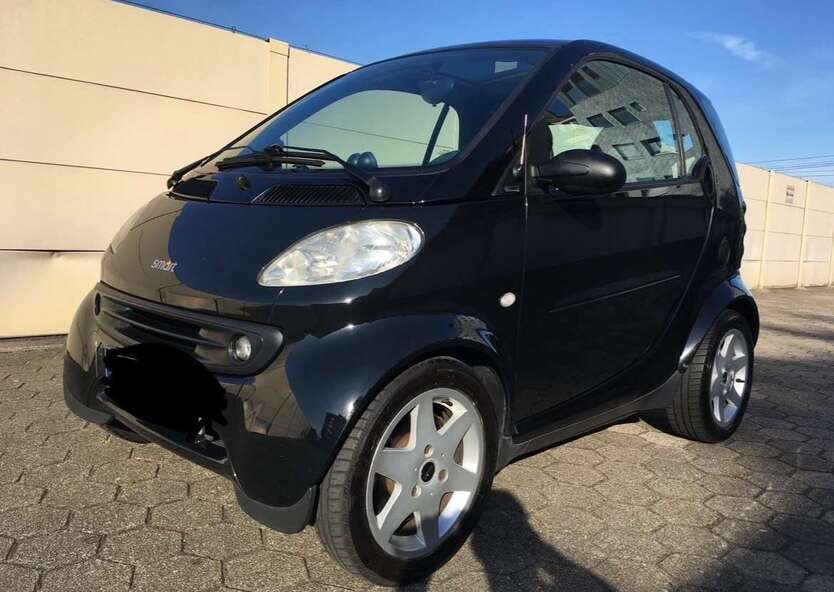 Smart forTwo 80.000 km 2.599 € Essen 45131