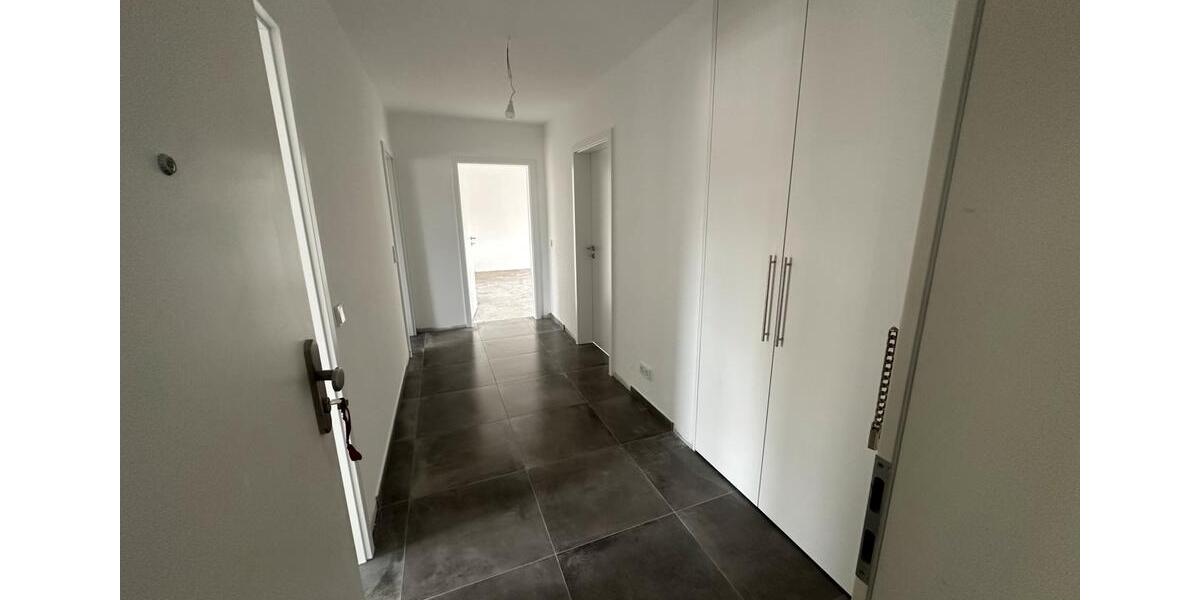 Dachgeschoßwohnung Essen Stadtbezirk II - 3 Zimmer, 74 m&sup2;, 1.250&euro; | Angebot:26101646