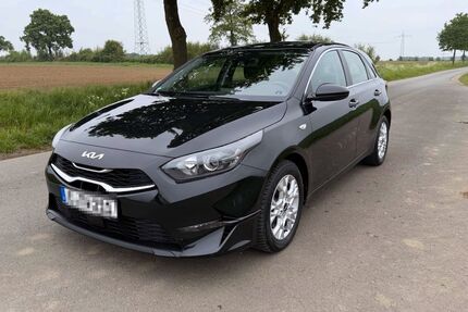 Kia ceed / Ceed 37.900 km 18.700 &euro; Olfen 59399