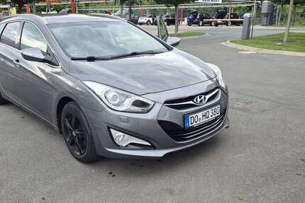 Hyundai i40 182.600 km 6.800 € Dortmund 44263