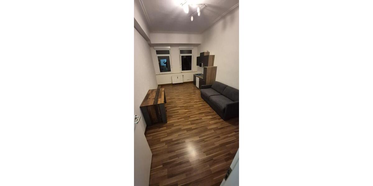 Etagenwohnung Essen Südviertel - 1 Zimmer, 20 m&sup2;, 320&euro; | Angebot:26334952