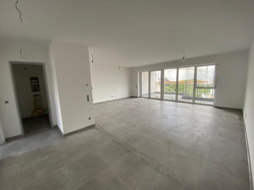 Neubau mitten in der City von Velbert, Hochwertige 3 Zi.- WH zimmer