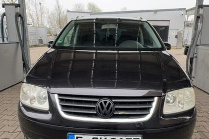 VW Touran 218.000 km 1.500 € Essen 45327