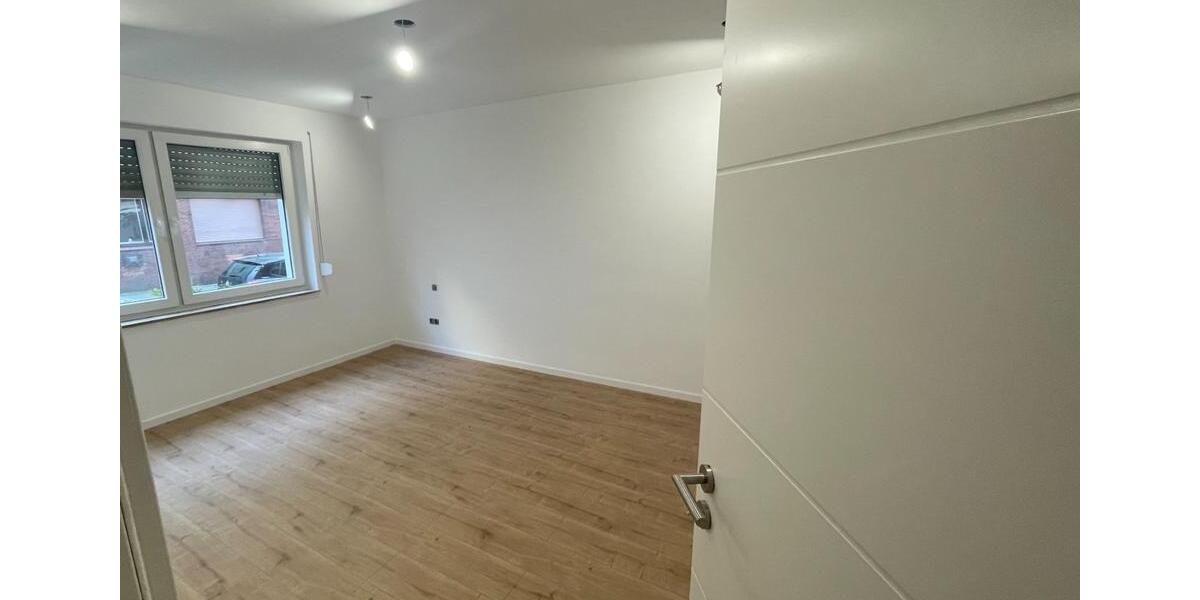 Erdgeschoßwohnung Bochum Günnigfeld - 2 Zimmer, 67 m&sup2;, 650&euro; | Angebot:24141531