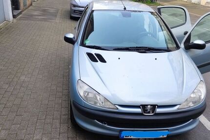 Peugeot 206 166.000 km 900 &euro; Dortmund 44139