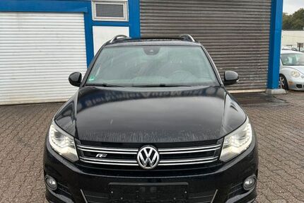 VW Tiguan 149.000 km 15.990 € Oberhausen 46149