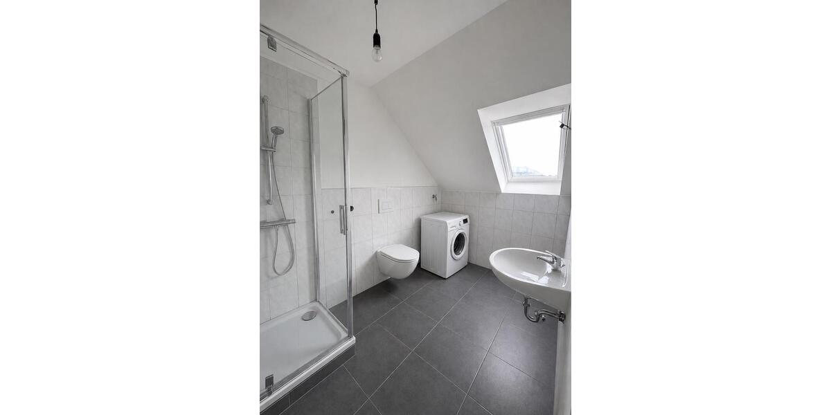 Dachgeschoßwohnung Gladbeck - 2.5 Zimmer, 67 m&sup2;, 205.000&euro; | Angebot:27147425