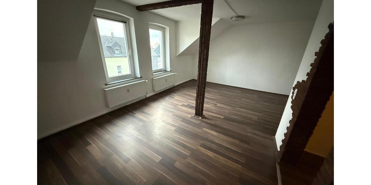 Dachgeschoßwohnung Gelsenkirchen Erle - 3.5 Zimmer, 75 m&sup2;, 600&euro; | Angebot:24658577