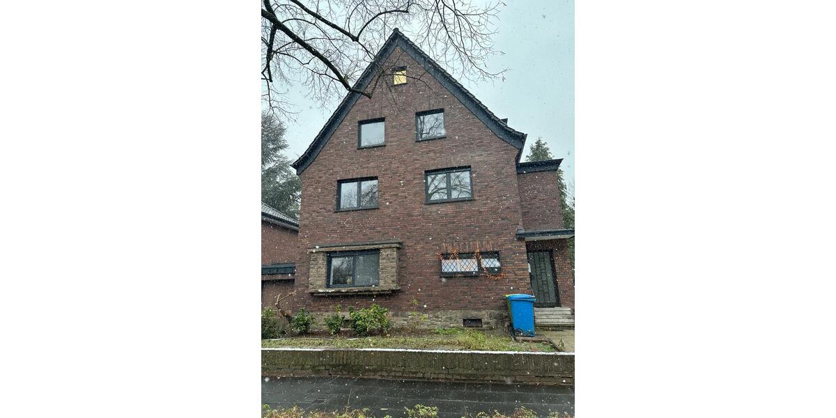 Dachgeschoßwohnung Oberhausen Alsfeld - 3.5 Zimmer, 83 m&sup2;, 908&euro; | Angebot:24631691