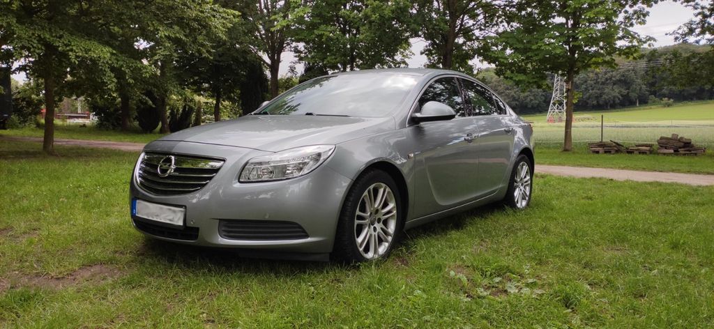 Opel Insignia 49.500 km 7.499 &euro; Dortmund 44357