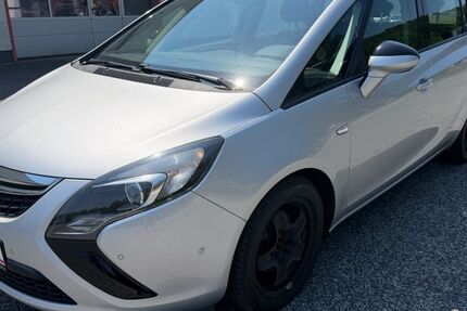 Opel Zafira 199.000 km 3.500 &euro; Marl 45772