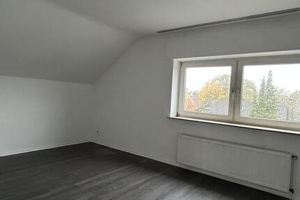 Helle und geräumige 4-Zimmer-Wohnung im Dachgeschoss – Ihr neues Zuhause in Dorsten 4 zimmer