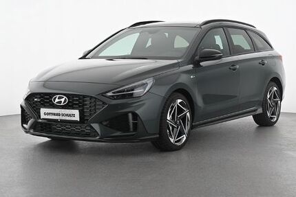 Hyundai i30 2.990 km 31.880 € Essen 45143