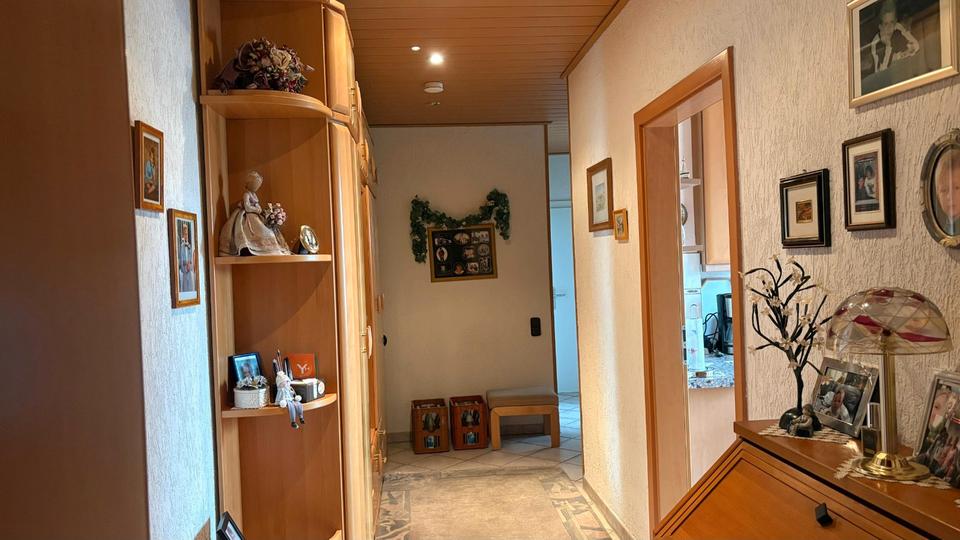 Etagenwohnung Oberhausen - 2.5 Zimmer, 76 m&sup2;, 149.000&euro; | Angebot:26877400