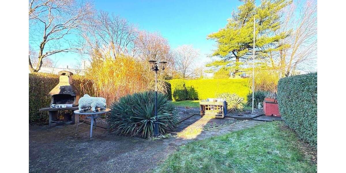 Einfamilienhaus Essen Schonnebeck - 4 Zimmer, 115 m&sup2;, 330.000&euro; | Angebot:24033290