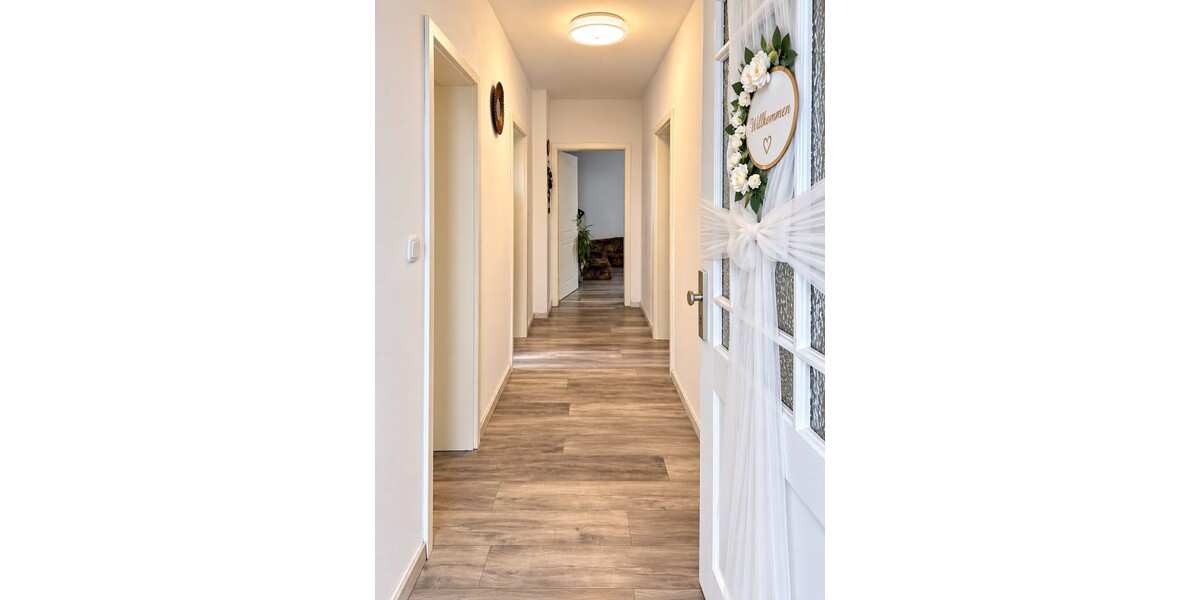 Dreifamilienhaus mit Gewerbe in Dortmund-Aplerbeck - Mehrfamilienhaus, Wohnhaus Dortmund / Aplerbeck Aplerbeck | Angebot:27351569