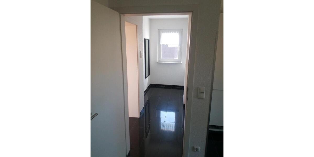 Etagenwohnung Gelsenkirchen Erle - 2 Zimmer, 81 m&sup2;, 780&euro; | Angebot:26351665